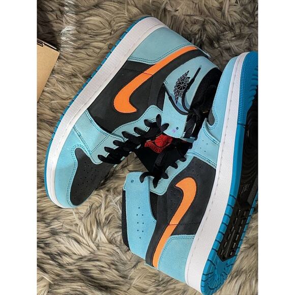 Shoe Size 11 - Air Jordan 1 High Zoom Comfort 2 Bleached Aqua Citrus Sneaker - Picture 3 of 8